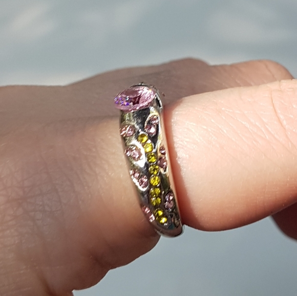 🌿 Pink Flower Buds Ring - Picture 4 of 8